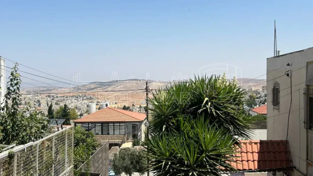 فيلا/منزل - للبيع المستعجل لدواعي السفر – فرصة ذهبية في قلب أبو نصير! 🔹 - 43500 دأ