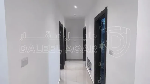 شقة - ابو نصير قرب مسجد الانصار - 68000 دأ