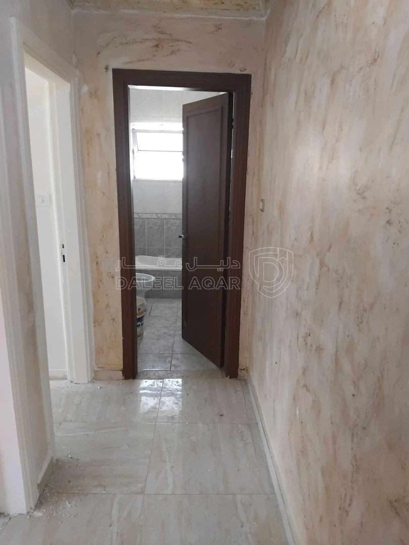 شقة في الزهور. الحارة المغلقة خلف سوبر ماركت الاخوة - 42,000 دأ - صورة 1