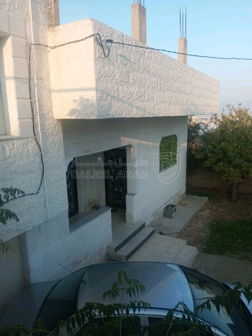 فيلا/منزل في مـنـزل مـسـتـقـل لـلـبـيـع | اربــــد / ايـــدون - 75,000 دأ - صورة 1