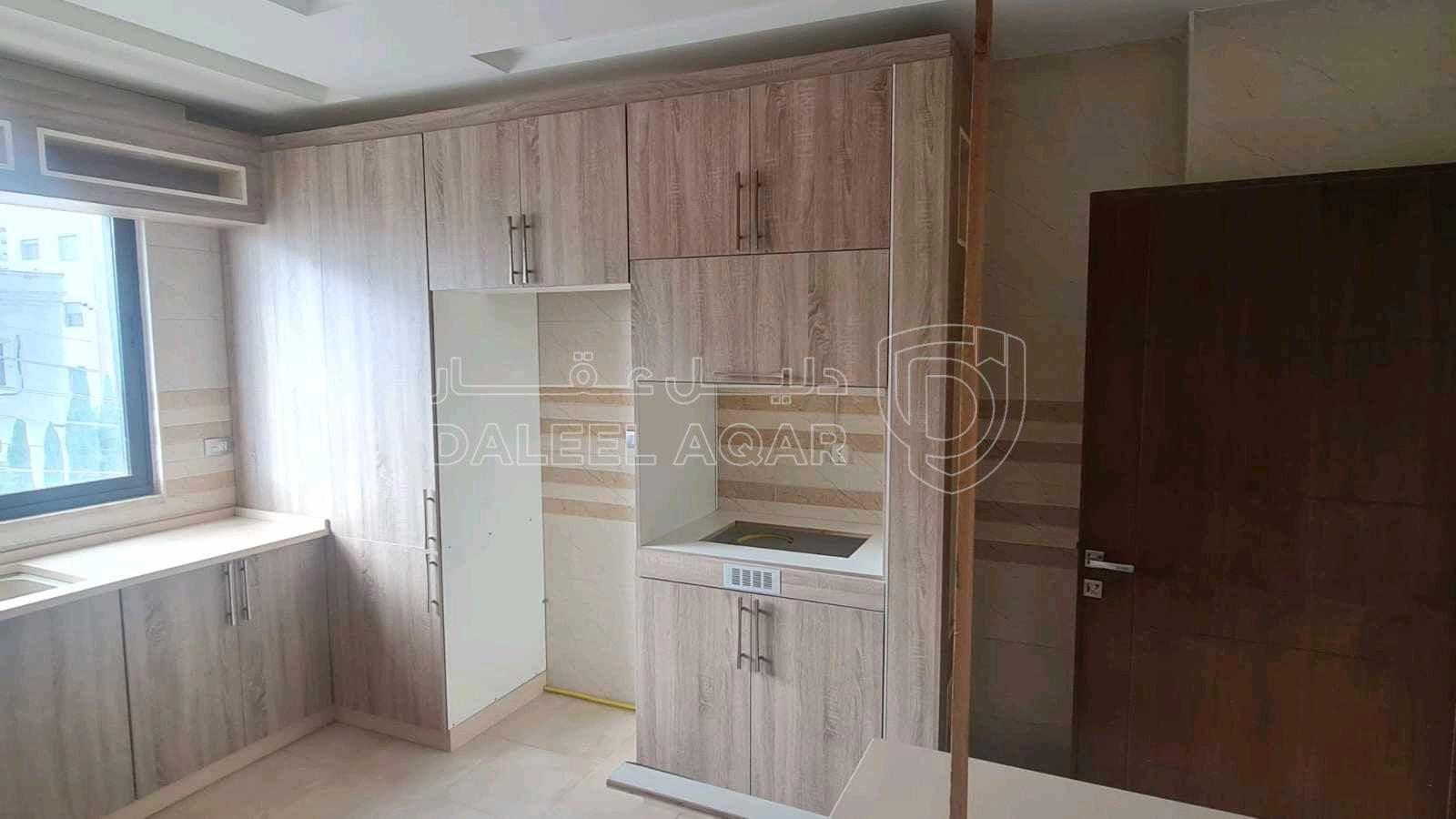 شقة في الضهير - 120,000 دأ - صورة 1