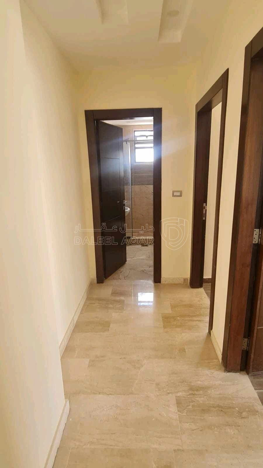 شقة في الضهير - 120,000 دأ - صورة 1