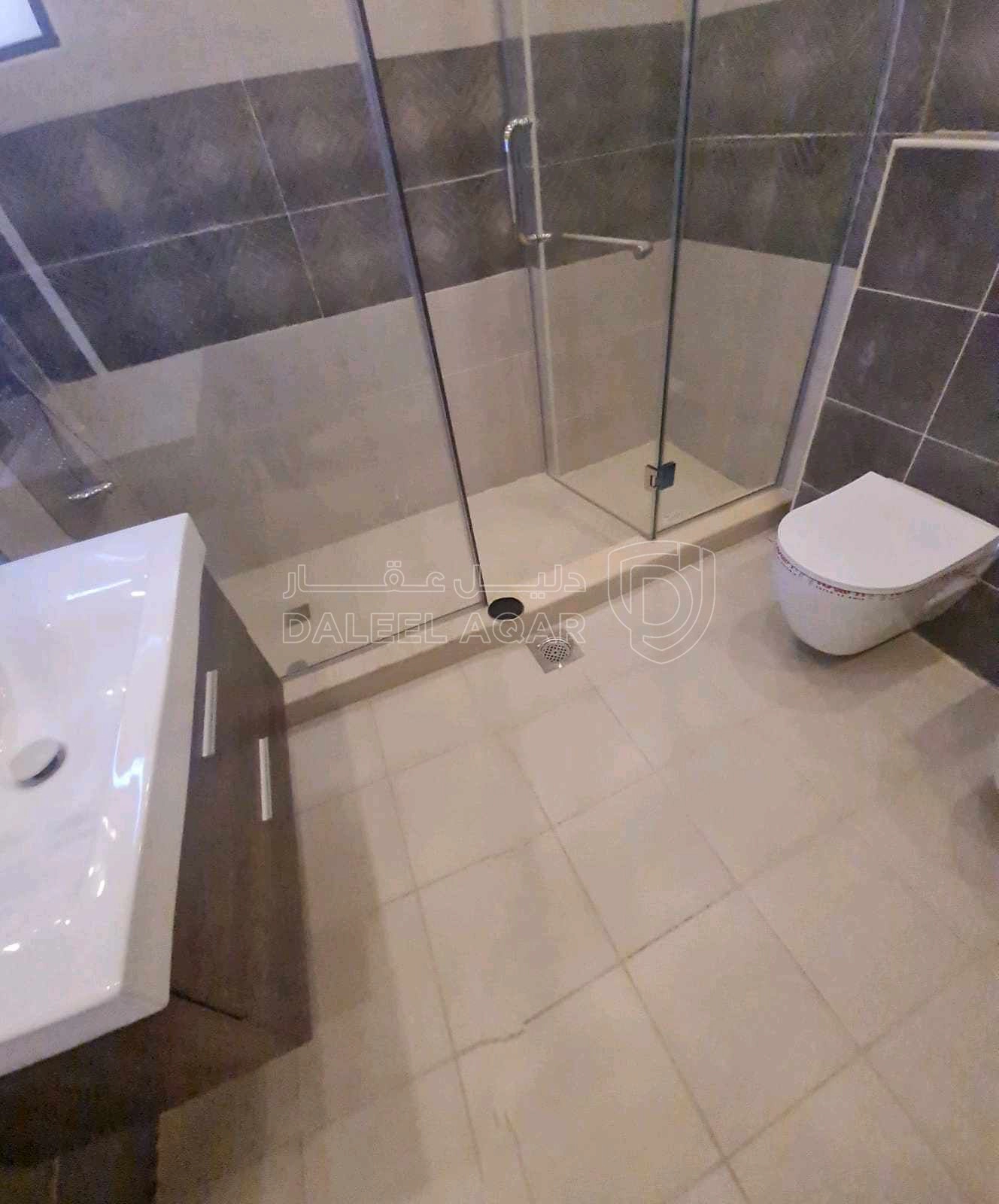 شقة في الضهير - 120,000 دأ - صورة 1