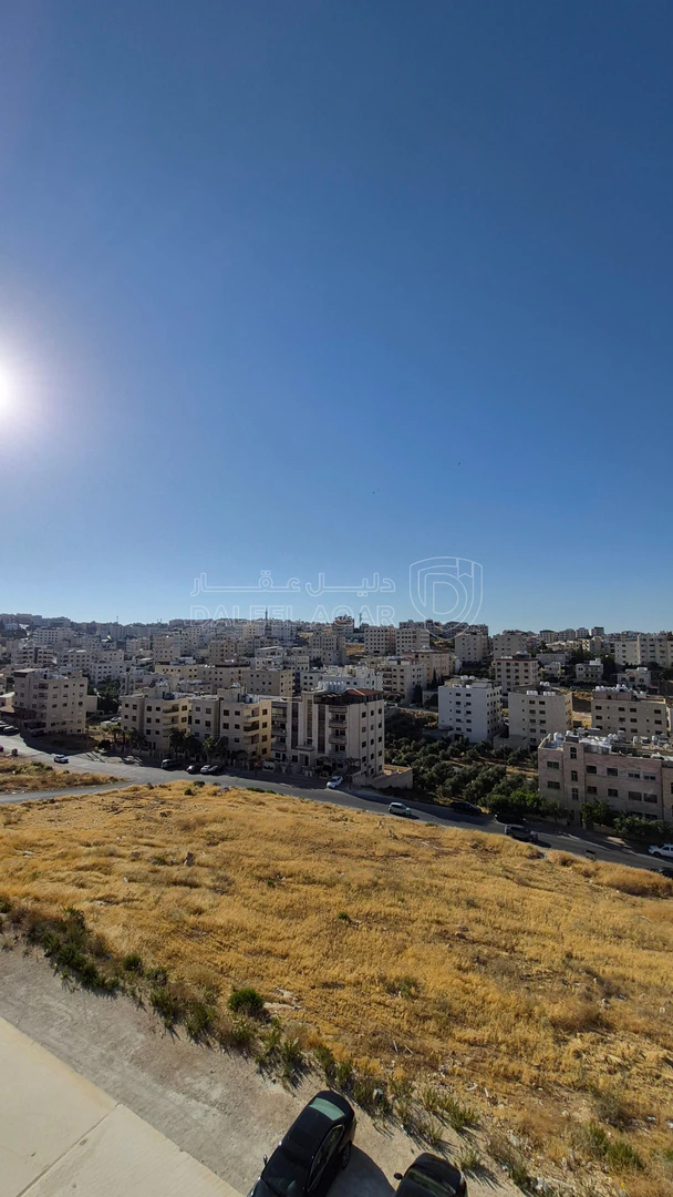 شقة في قرب مدارس الاتفاق - 120,000 دأ - صورة 1