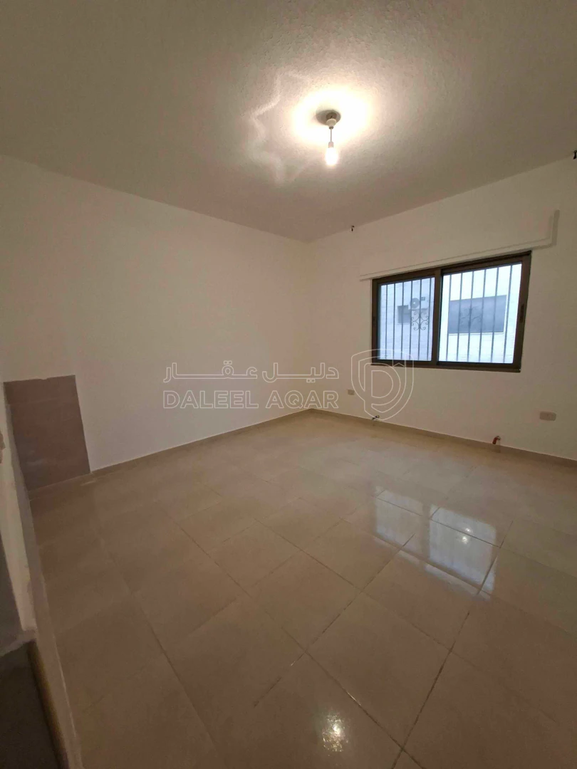 شقة في ابو السوس  - 70,000 دأ - صورة 1