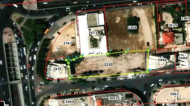 أرض - الصويفية التجاري قرب الدوار السابع - 3500000 دأ