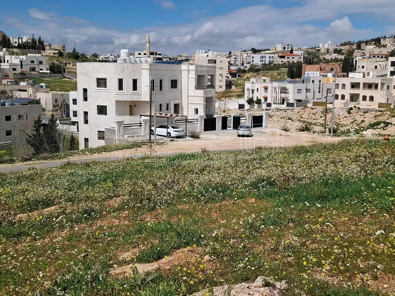 أرض في شفا بدران ..قرب دوار الترخيص - 123,000 دأ - صورة 1