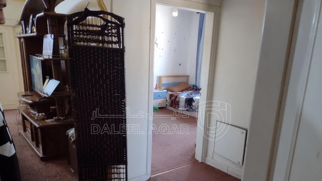شقة في اربد الحي الجنوبي قرب حديقة اعمار اربد - 45,000 دأ - صورة NaN