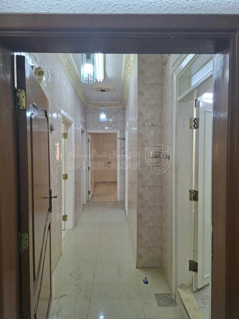 فيلا/منزل في  جبل المنارة التطوير الحضري - 50,000 دأ - صورة 1