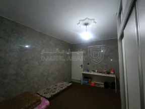 شقة في اربد مجمع الشيخ خليل  - 30,000 دأ - صورة NaN