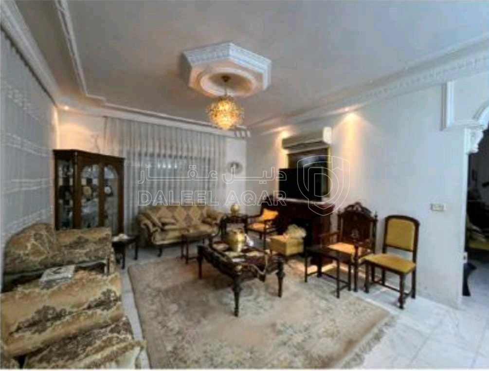 فيلا/منزل في عمان الرحمانيه شارع قدري يوسف الكلوب - 400,000 دأ - صورة 1