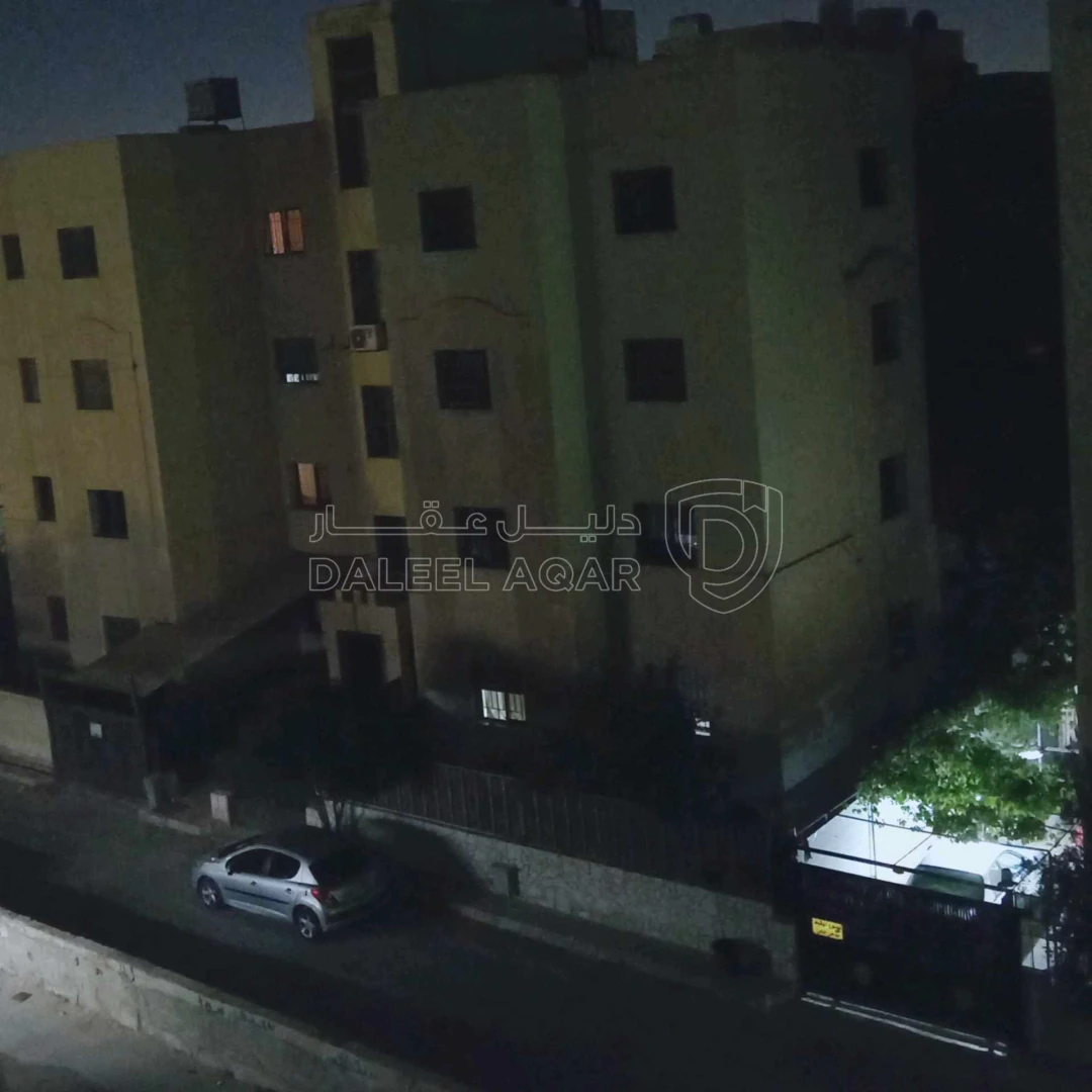 شقة في الزرقاء مدينة الشرق المرحلة الأولى قرب أسواق الشرق - 32,000 دأ - صورة 1