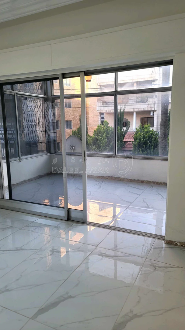 شقة في الشميساني،  خلف مبنى القطرية،  ٢٠م عن السيفوي،   - 165,000 دأ - صورة 1