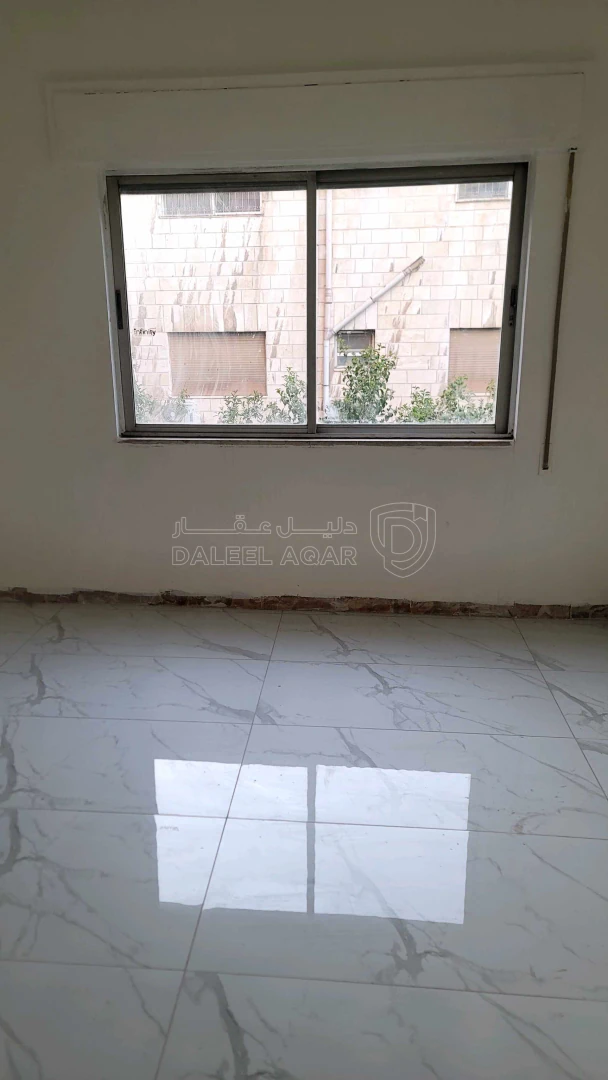 شقة في الشميساني،  خلف مبنى القطرية،  ٢٠م عن السيفوي،   - 165,000 دأ - صورة 1