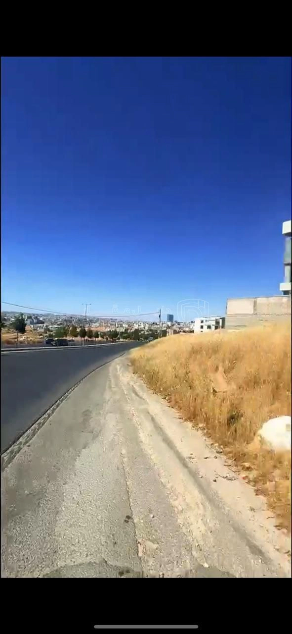 أرض في شارع نالتشيك قرب كومباوند الظهير - 410,000 دأ - صورة 1