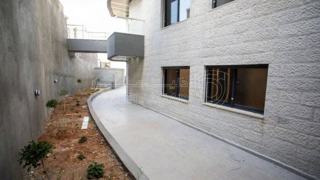 شقة - الجبيهه حي المنصور  - 145000 دأ