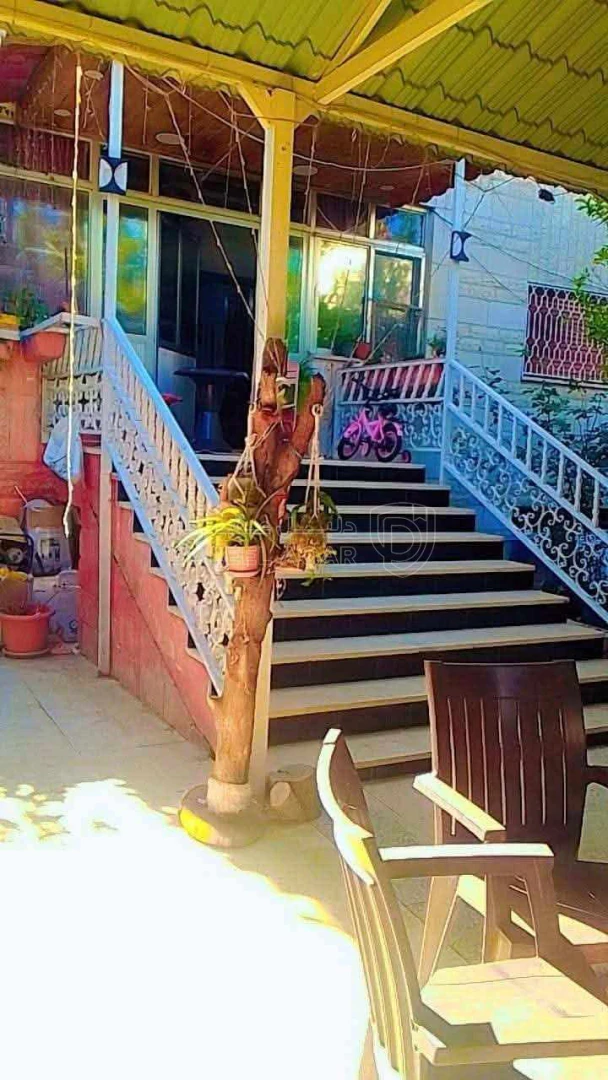 فيلا/منزل في اربد منطقة الرابيه شارع القنيطرة قرب مسجد علياء ال - 280,000 دأ - صورة 1