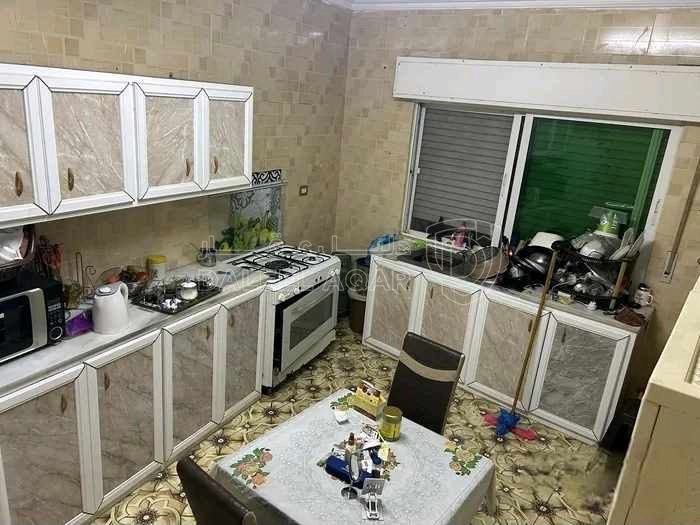 شقة في حي البشائر طلوع نيفين بعد المعلومات الجنائية يسار - 44,000 دأ - صورة 1