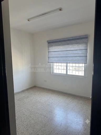 شقة في ماركا الجنوبية. نادي السباق  - 38,000 دأ - صورة 1