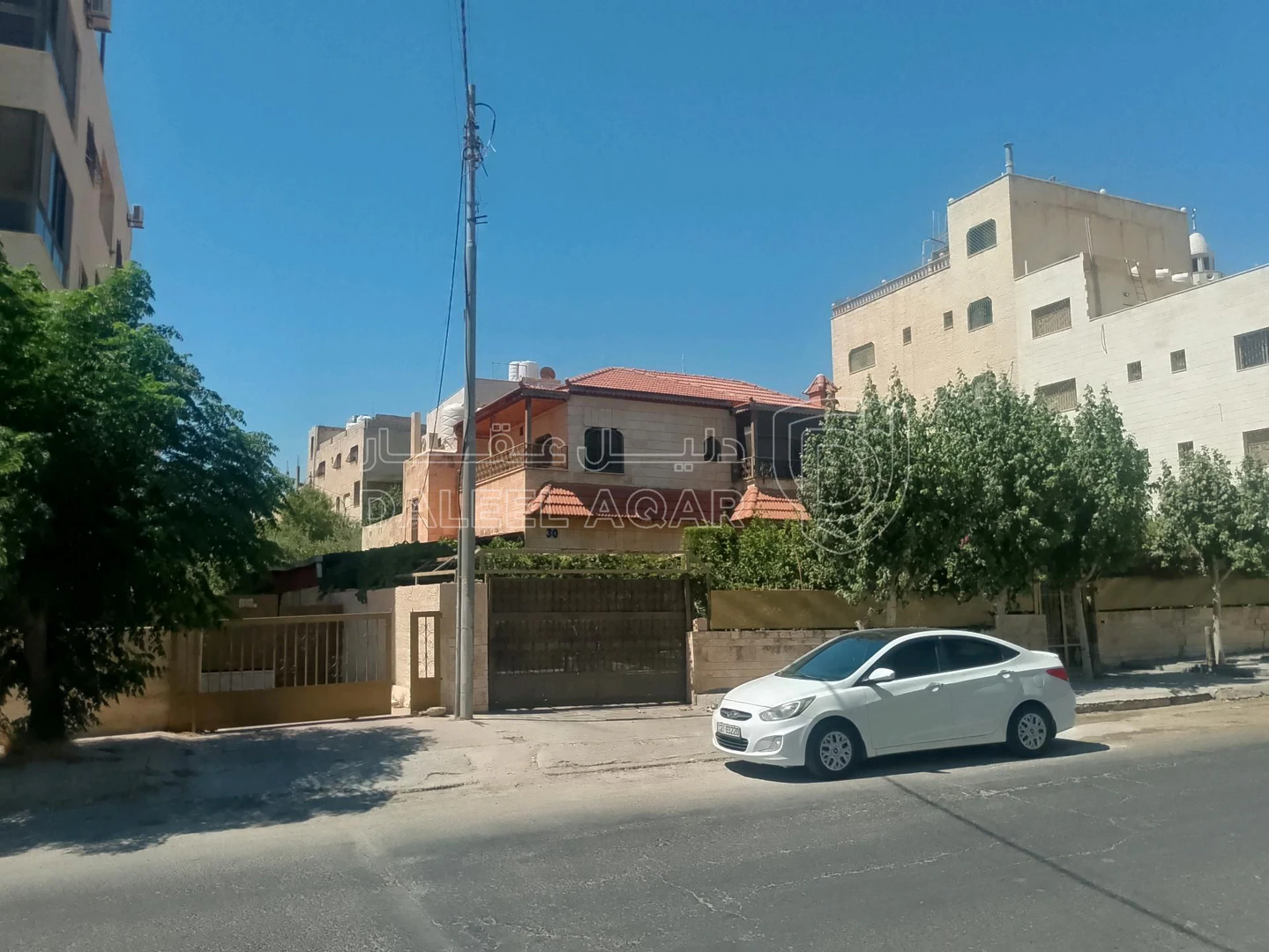فيلا/منزل في منزل للبيع ابو علندا - 240,000 دأ - صورة 1
