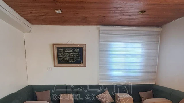 فيلا/منزل في المفرق حي الفدين قرب المقبره القديمه - 16,500 دأ - صورة NaN