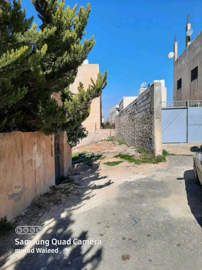 أرض في ارض سكنية في الزهور من المالك - 90,000 دأ - صورة 1