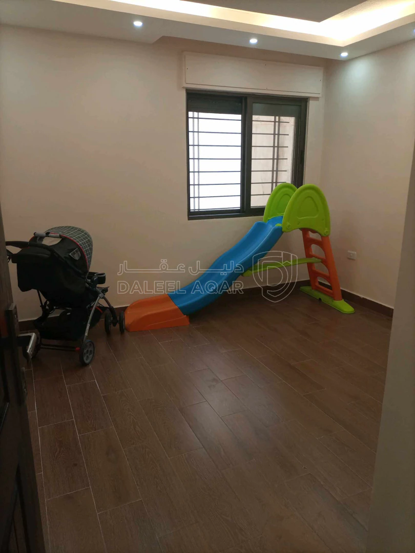 شقة في عمان، الذراع الغربي، شارع أحمد السقاف - 59,000 دأ - صورة 1