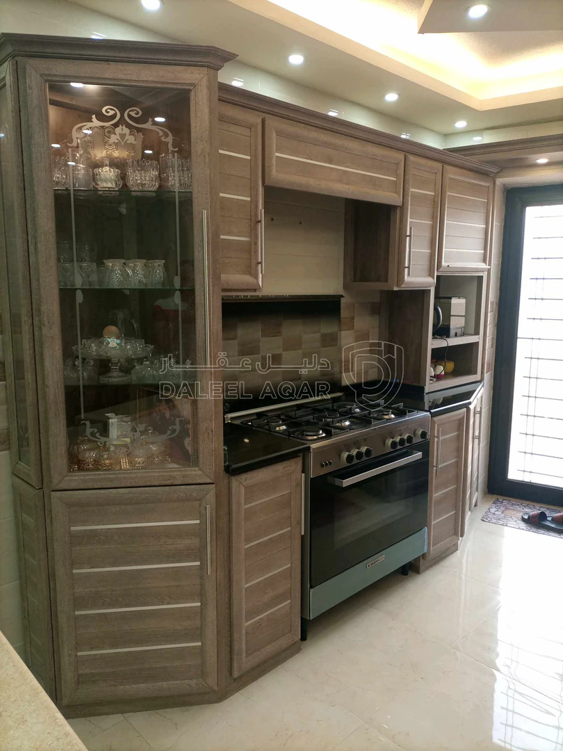 شقة في عمان، الذراع الغربي، شارع أحمد السقاف - 59,000 دأ - صورة 1