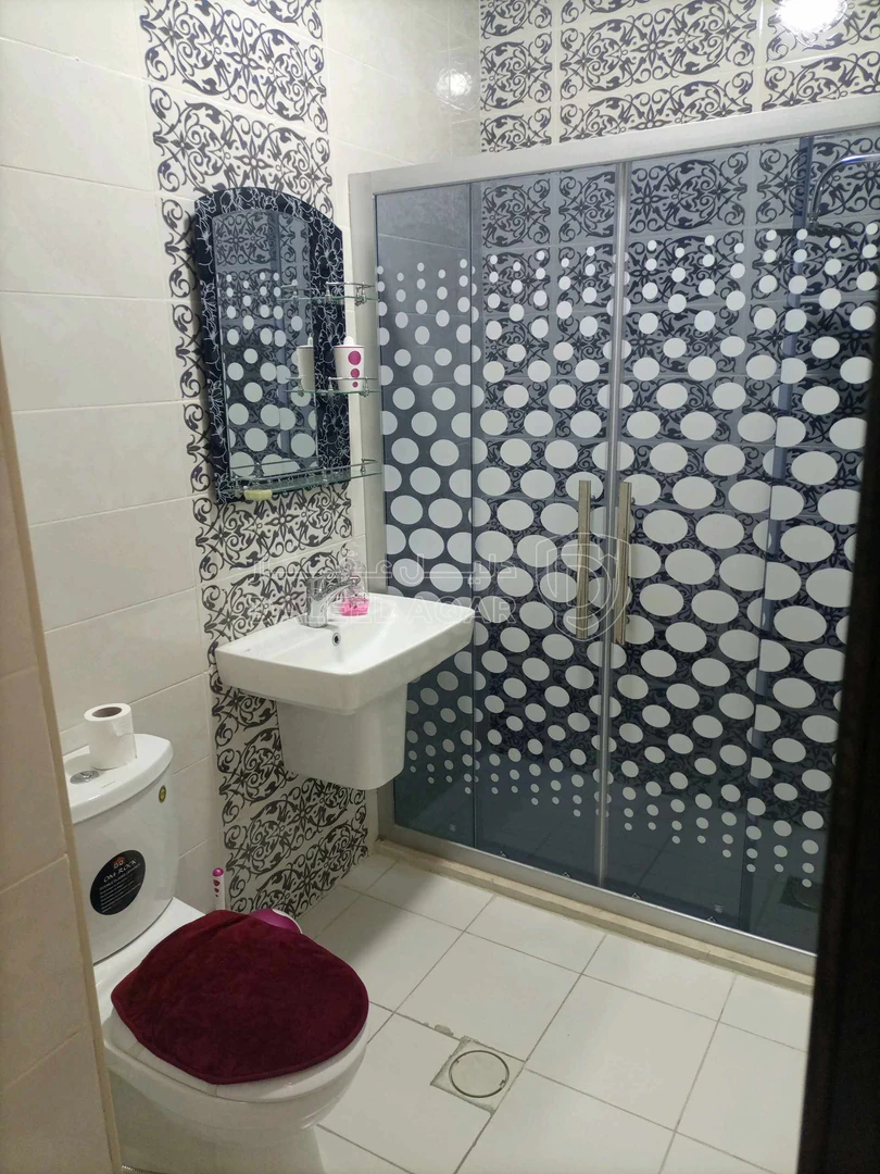 شقة في عمان، الذراع الغربي، شارع أحمد السقاف - 59,000 دأ - صورة 1