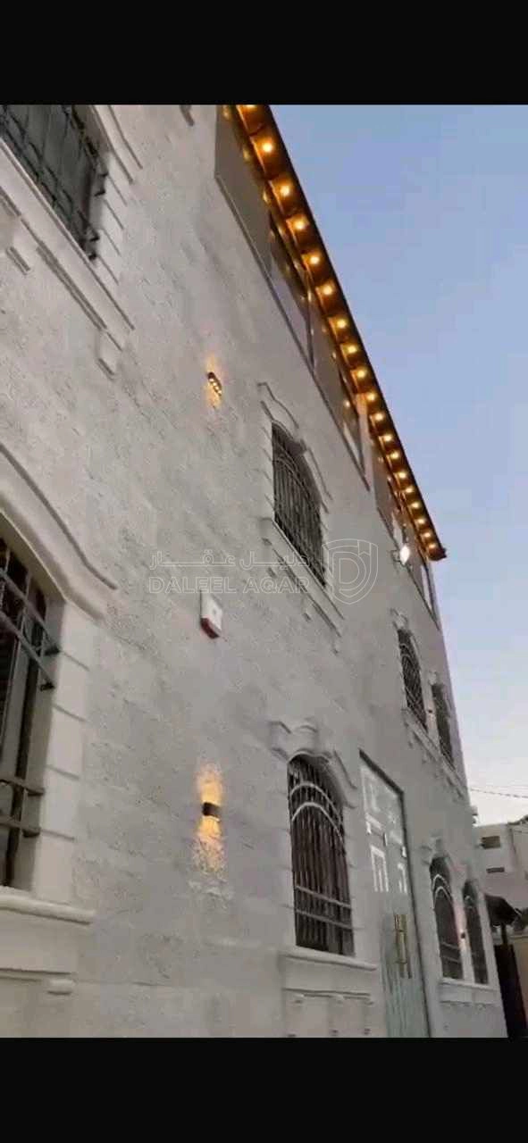 فيلا/منزل في الزرقاء جريبا - 235,000 دأ - صورة 1