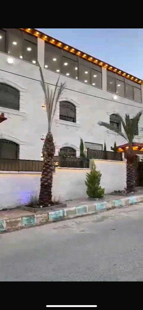 فيلا/منزل في الزرقاء جريبا - 235,000 دأ - صورة 1