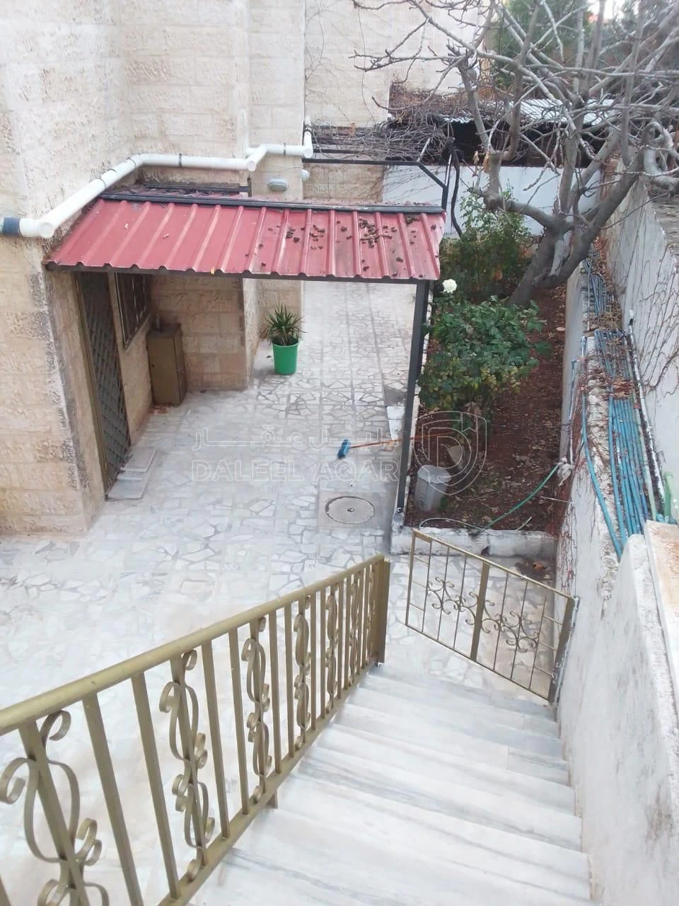 شقة في شارع علي حسين اللوزي  - 140,000 دأ - صورة 1