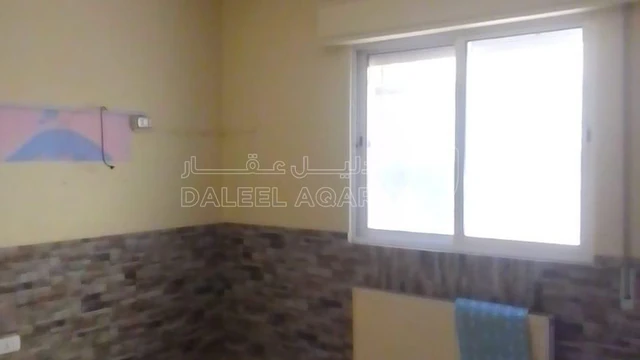 شقة في شارع علي حسين اللوزي  - 140,000 دأ - صورة NaN