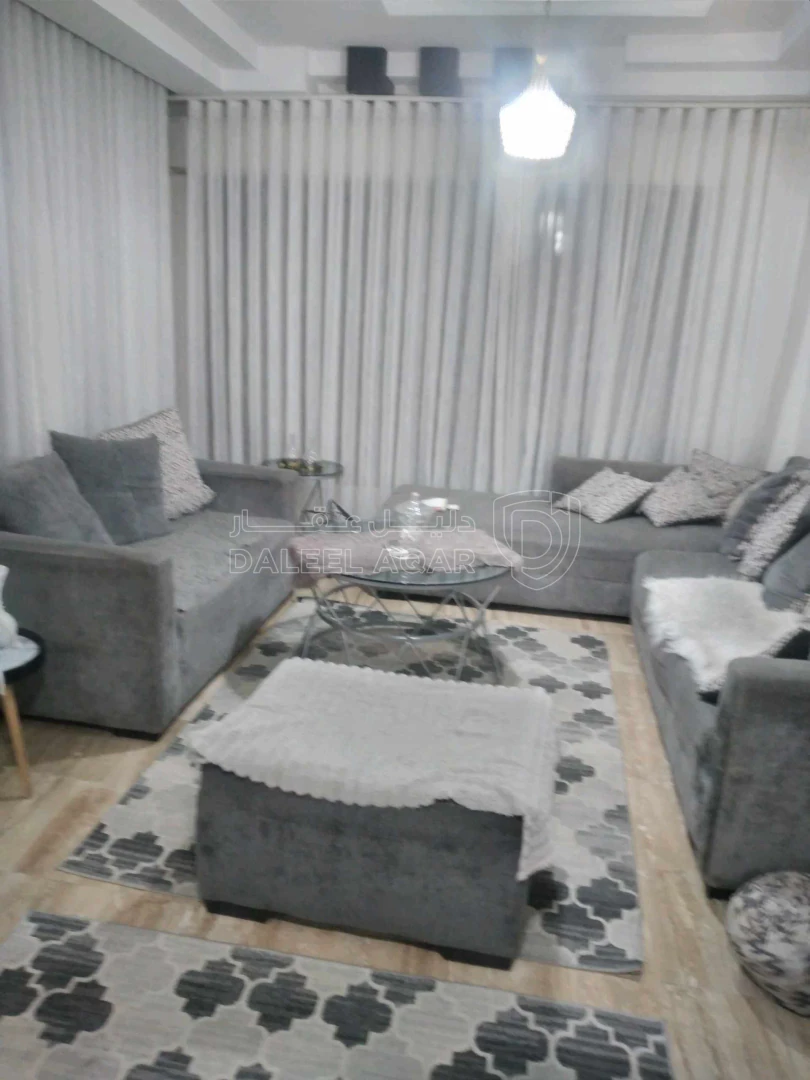 شقة في عمان المدينة الرياضية بالقرب من مدارس الاتحاد  - 73,000 دأ - صورة 1