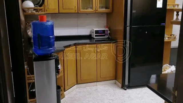 شقة - ضاحية الأمير حسن - 42000 دأ