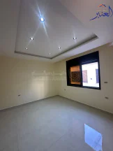 شقة - قرب جامعة العلوم التطبيقية - 110000 دأ