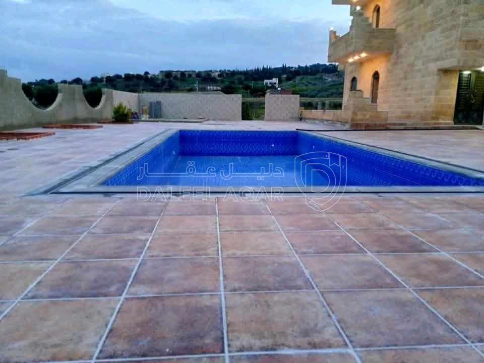 مزرعة/شاليه في السلط جلعد - 375,000 دأ - صورة 1