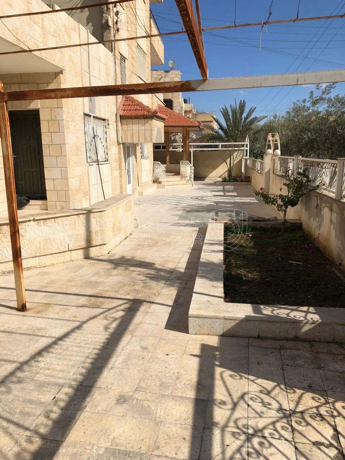 مبنى في فرصة استثمارية مميزة عمارة سكنية على شارع تجاري  - 510,000 دأ - صورة 5