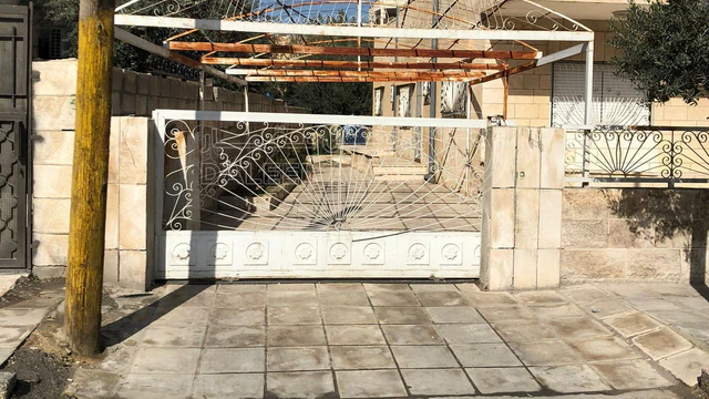 مبنى في فرصة استثمارية مميزة عمارة سكنية على شارع تجاري  - 510,000 دأ - صورة NaN