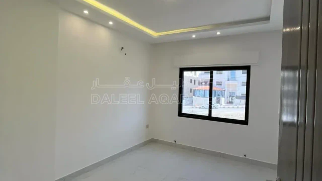 شقة - شفة للبيع 135م في البنيات بتشطيب فندقي - 72000 دأ
