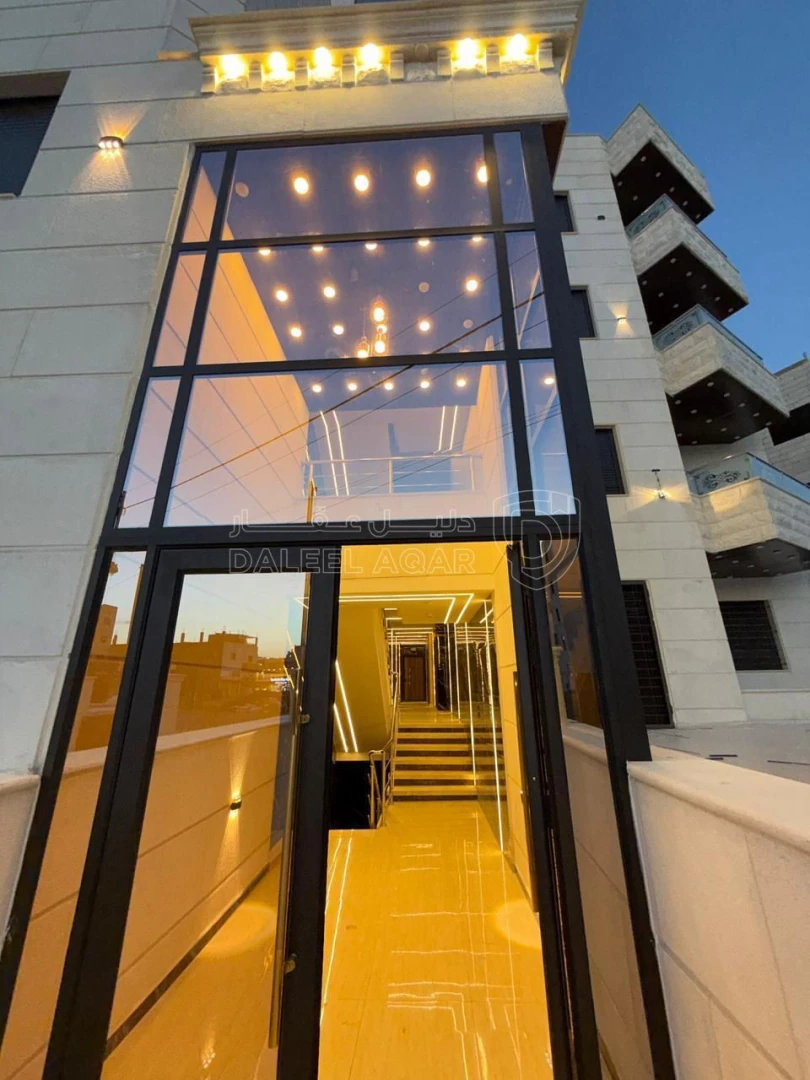 شقة في البنيات- حي المرعي- قرب مدارس الحصاد - 115,000 دأ - صورة 1