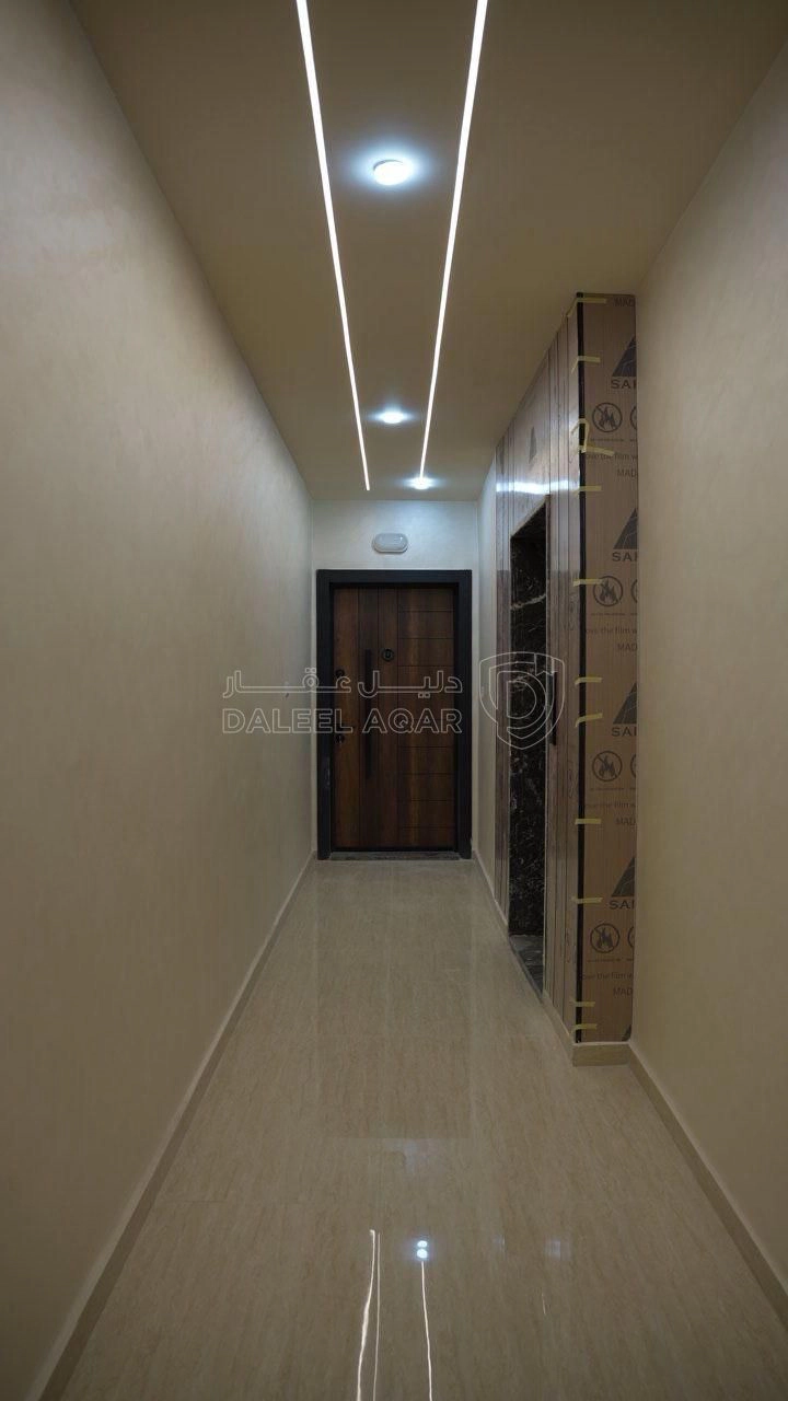 شقة في البنيات- حي المرعي- قرب مدارس الحصاد - 115,000 دأ - صورة 1