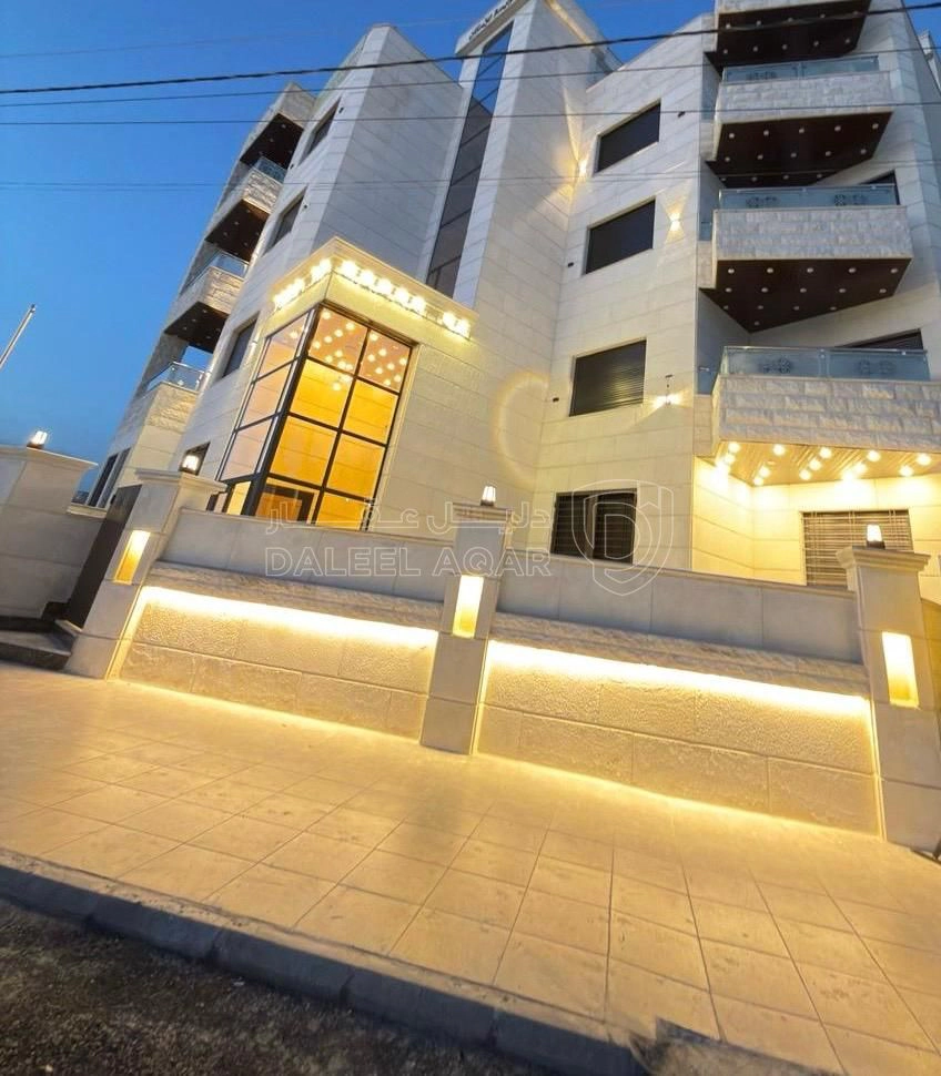 شقة في البنيات- حي المرعي- قرب مدارس الحصاد - 115,000 دأ - صورة 1