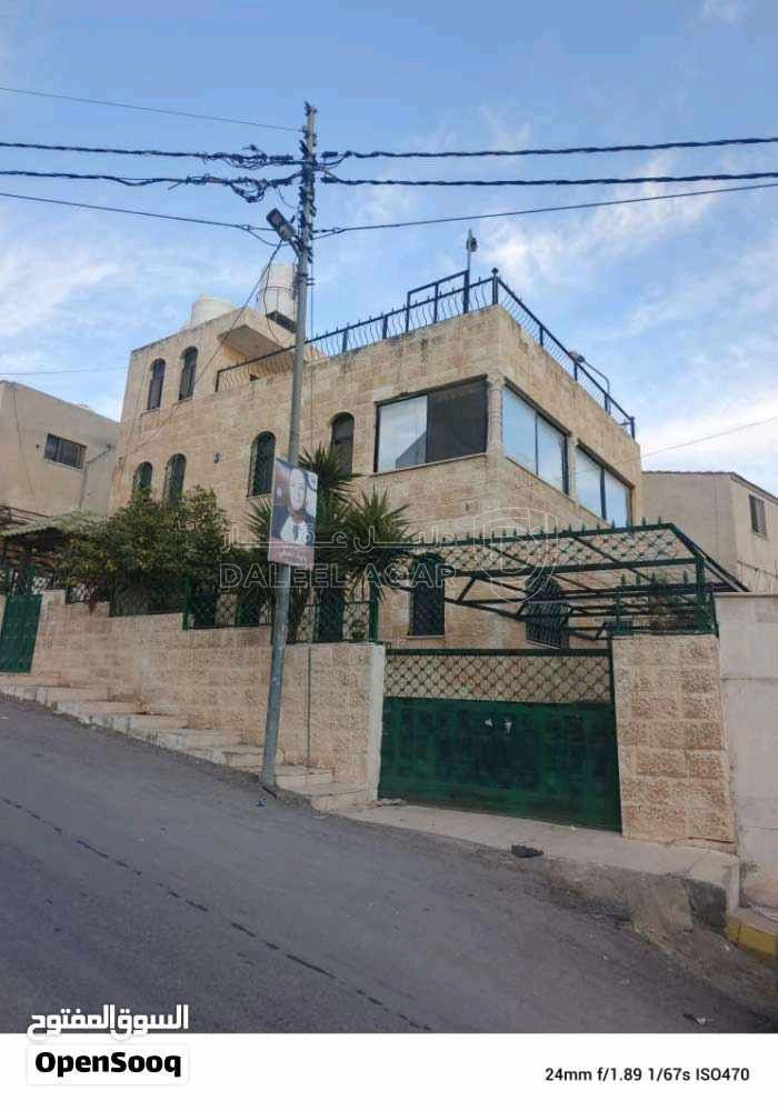 فيلا/منزل في عطل الزرقاء والرصيفة - 68,000 دأ - صورة 1