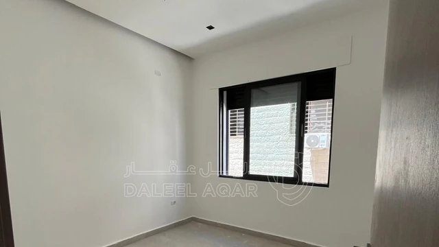 شقة في شقه للبيع ثالث مع روف  في البنيات  - 89,000 دأ - صورة NaN