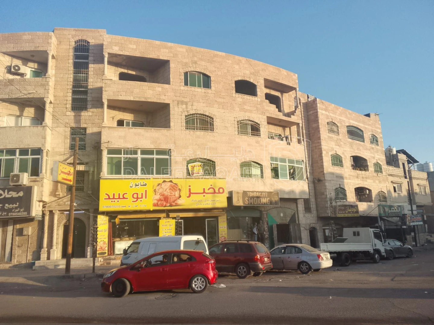 مبنى في الزرقاء الجديده شارع 36 - 1,300,000 دأ - صورة 2