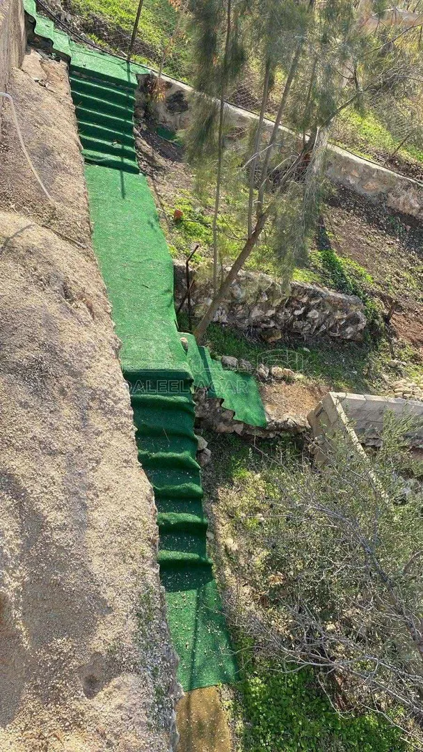 مزرعة/شاليه في جرش - 180,000 دأ - صورة 1