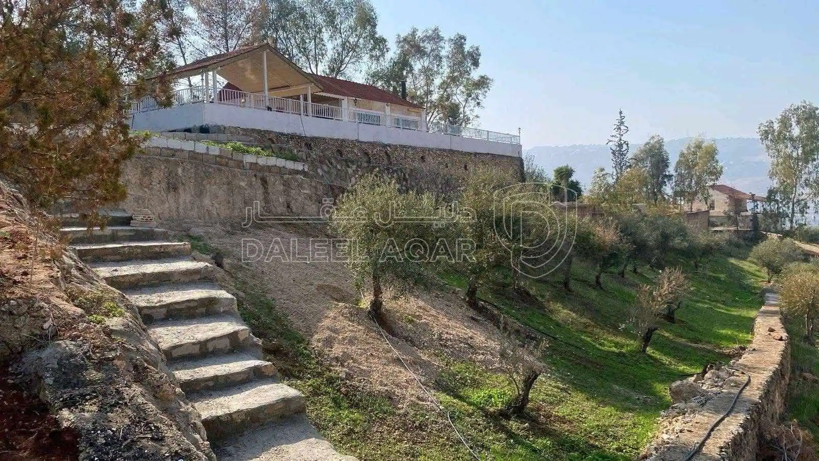 مزرعة/شاليه في جرش - 180,000 دأ - صورة 1