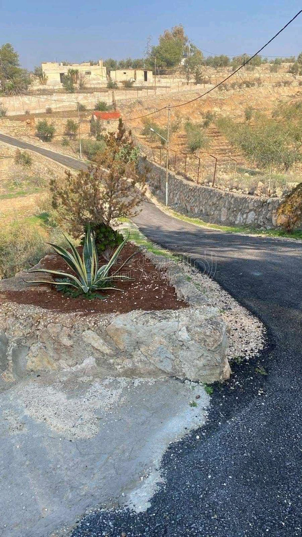 مزرعة/شاليه في جرش - 180,000 دأ - صورة 1