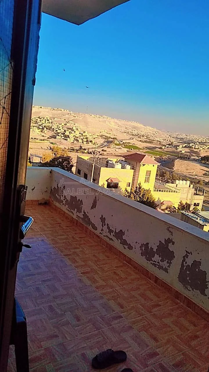 فيلا/منزل في الزرقاء ابو الزيغان الجديدة - 65,000 دأ - صورة 1